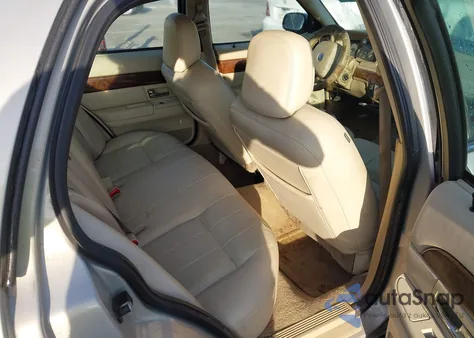 2009 Mercury Grand Marquis Ls (Fleet Only) from USA, damaged, VIN 2MEHM75V99X610383